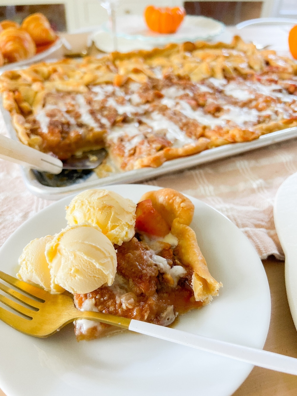 Slab Apple Pie with Streusel Topping. A crowd-pleasing dessert featuring a buttery crust, tender spiced apples and a crunchy oat streusel perfect for Thanksgiving or fall gatherings.