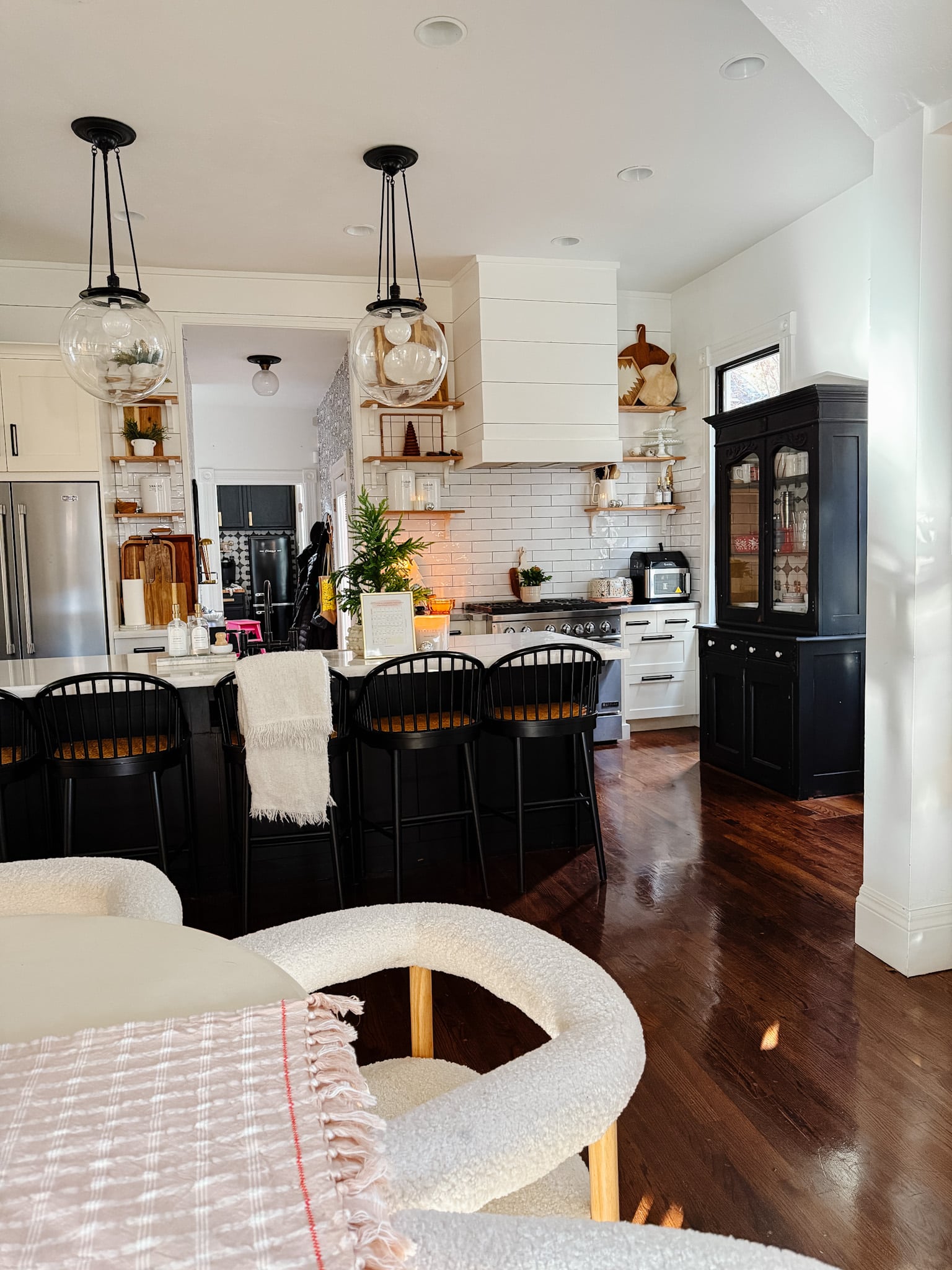 Declutter Challenge: Organizing Your Kitchen Drawers. Discover how to transform cluttered kitchen drawers into an organized, functional space with these step-by-step decluttering and organizing tips from the 9th Annual Declutter Challenge.