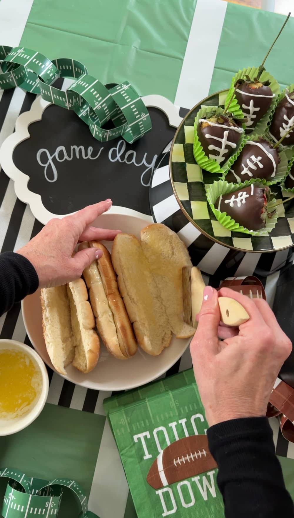 The Easiest Air Fryer Hot Dogs. Crispy, juicy air fryer hot dogs are cooked to perfection in minutes, then nestled in golden buttered buns for the ultimate quick and delicious game day treat.