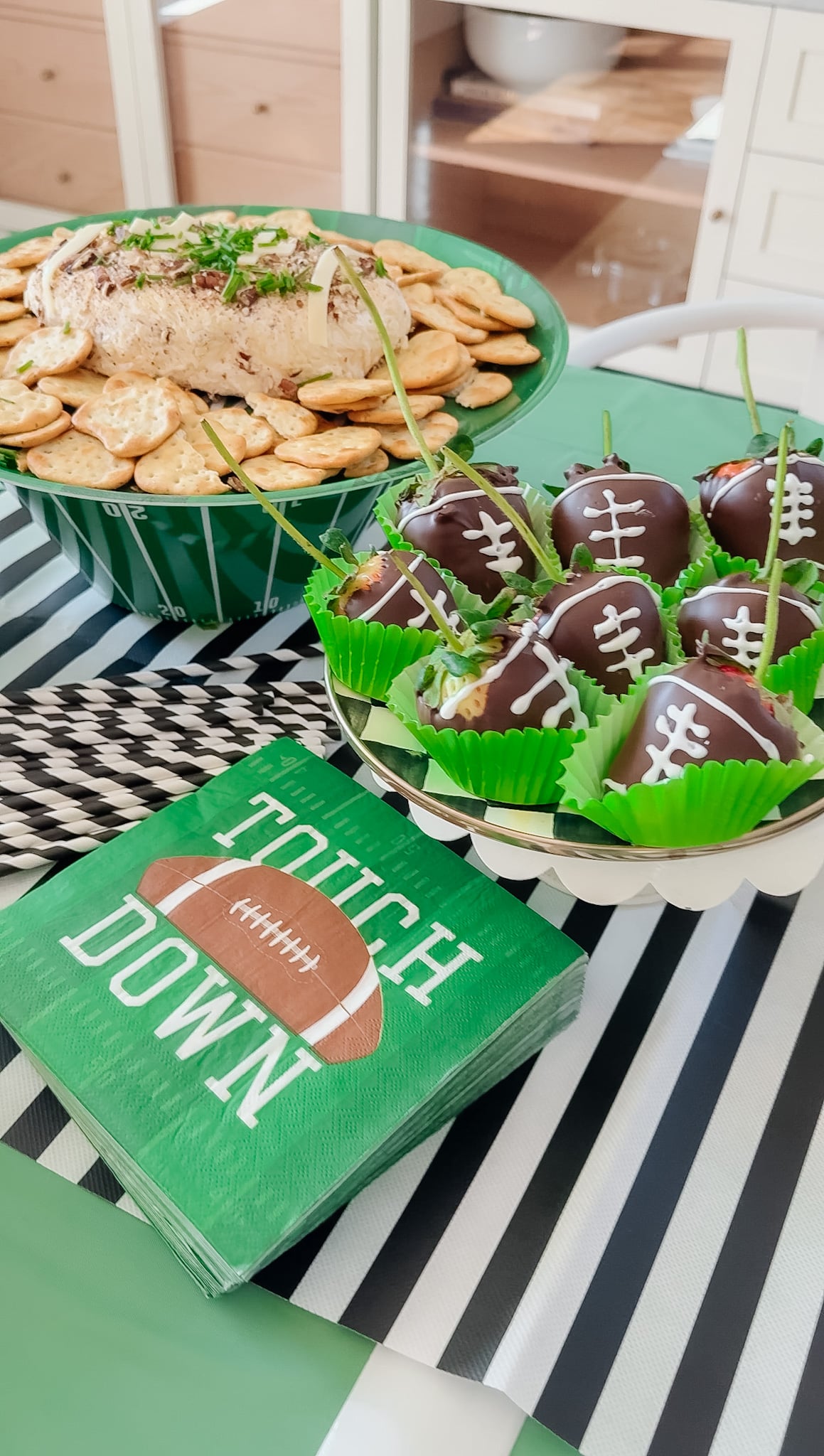 Easy DIY Game Day Party Ideas. Hobby Lobby’s new Football Party section has everything you need to throw an easy and festive party, from DIY decorations to stylish serving ideas!