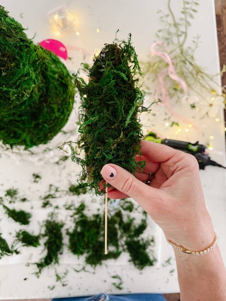 DIY Spring Moss Bunny Topiary - centerpiece idea!