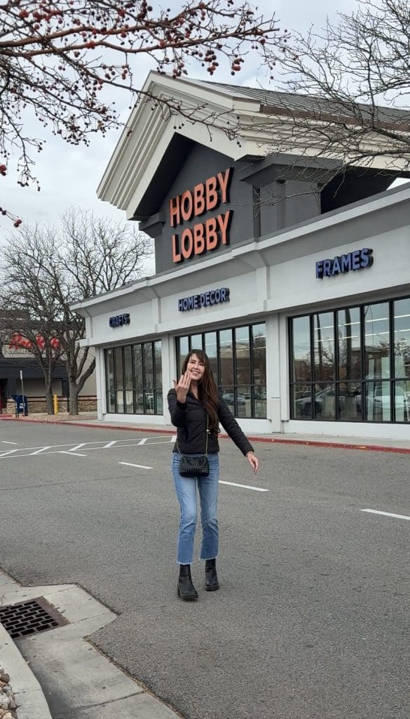 Make an Easy Giant Christmas Bow. Turn inexpensive table runners into a show-stopping giant Christmas bow with this easy step-by-step tutorial.