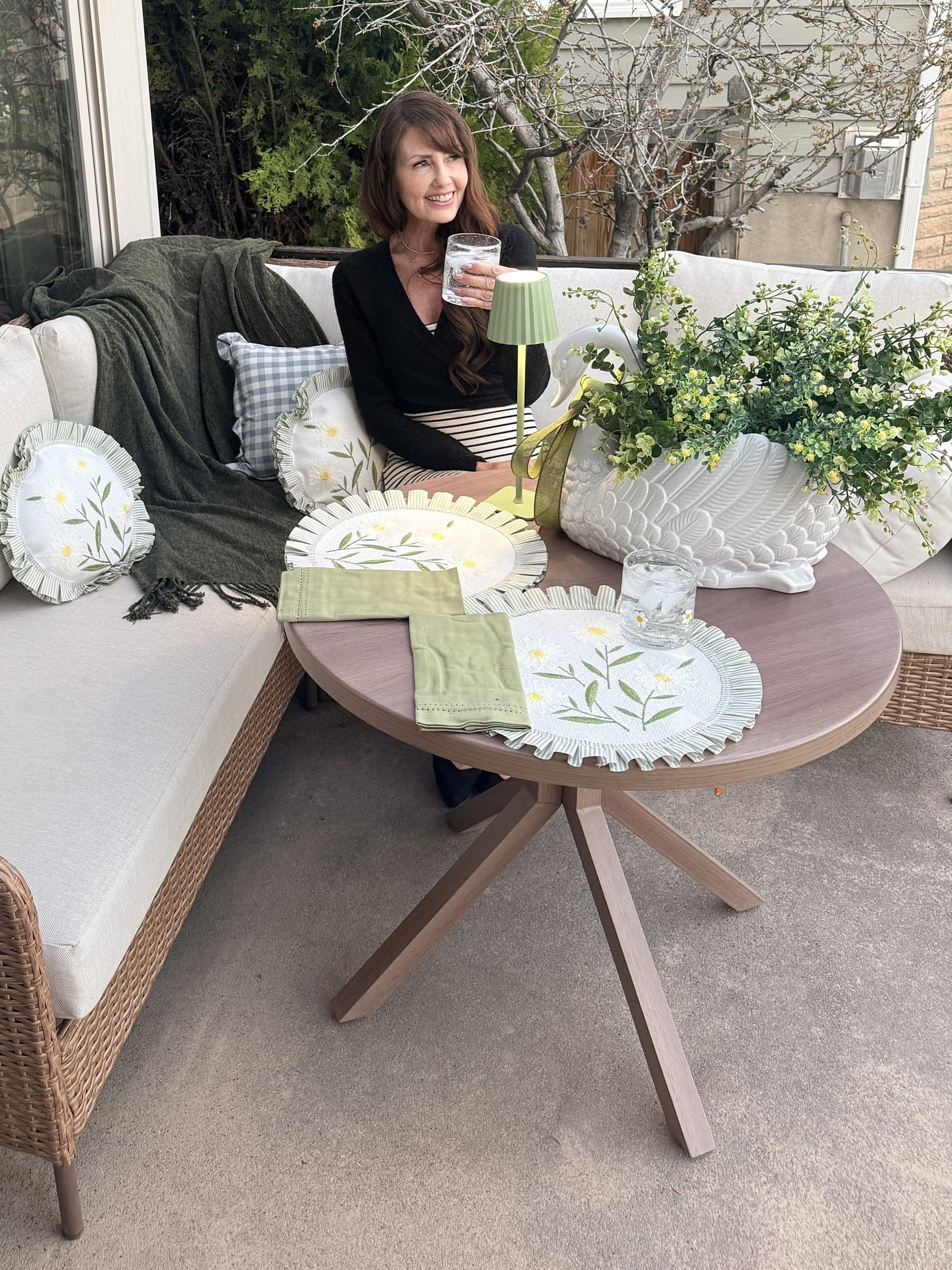 10-Minute DIY Ideas for Spring & Summer Entertaining. Create a charming spring and summer porch with these easy 10-minute DIY entertaining ideas featuring no-sew placemat pillows, a swan planter centerpiece and beautiful seasonal finds from Hobby Lobby.