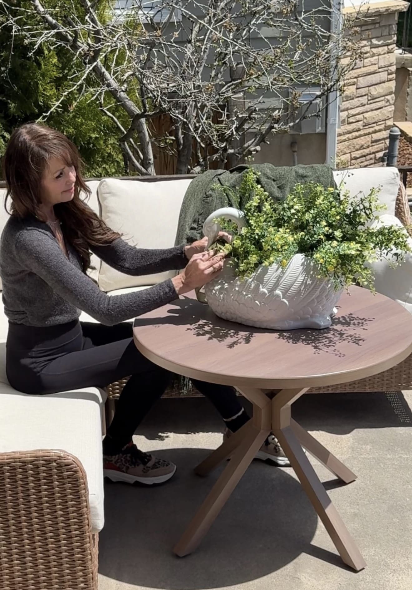 10-Minute DIY Ideas for Spring & Summer Entertaining. Create a charming spring and summer porch with these easy 10-minute DIY entertaining ideas featuring no-sew placemat pillows, a swan planter centerpiece and beautiful seasonal finds from Hobby Lobby.