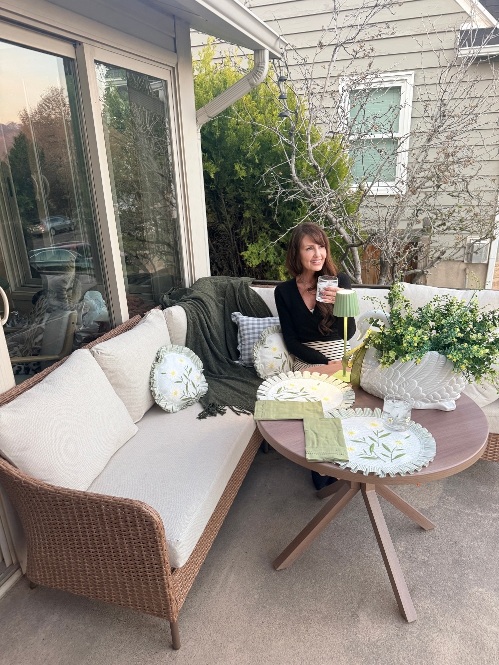 10-Minute DIY Ideas for Spring & Summer Entertaining. Create a charming spring and summer porch with these easy 10-minute DIY entertaining ideas featuring no-sew placemat pillows, a swan planter centerpiece and beautiful seasonal finds from Hobby Lobby.