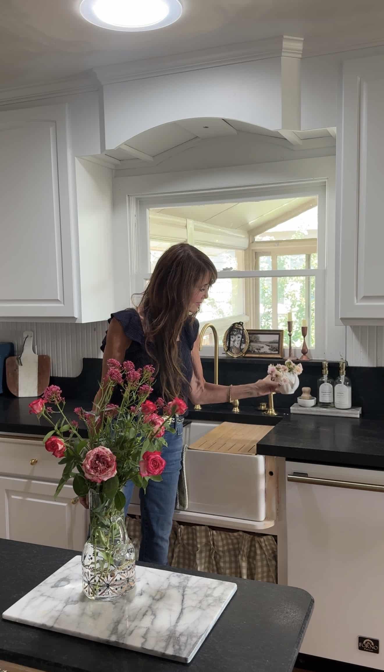 What I Wish I Had Known About Menopause 10 Years Ago! Discover the menopause products, supplements, sleep routine, and healthy habits that have helped me feel stronger, sleep better, and embrace my next chapter after 50.